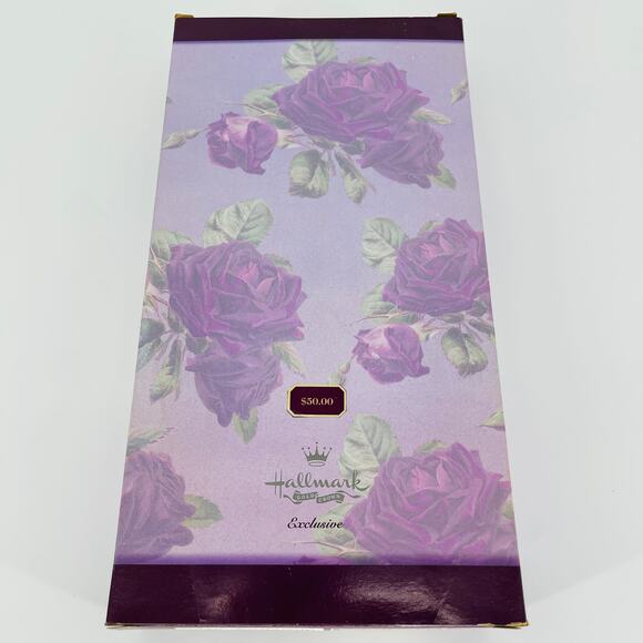 Vintage Hallmark Holiday Traditions Special Edition Barbie Mattel Doll - NRFB - Picture 12 of 15